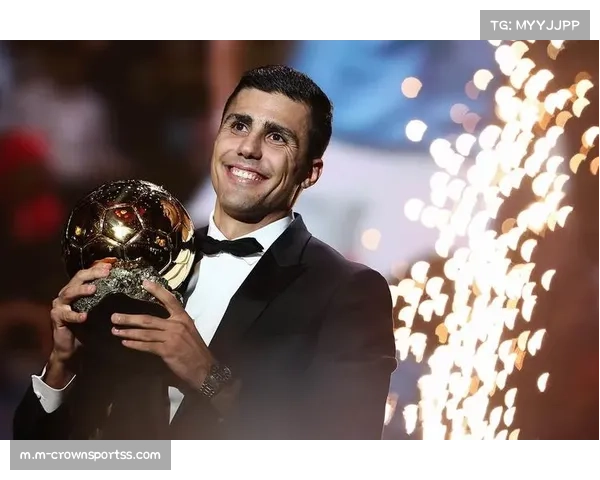 罗德里复出增强曼城中场硬度 传控体系得以重新运转